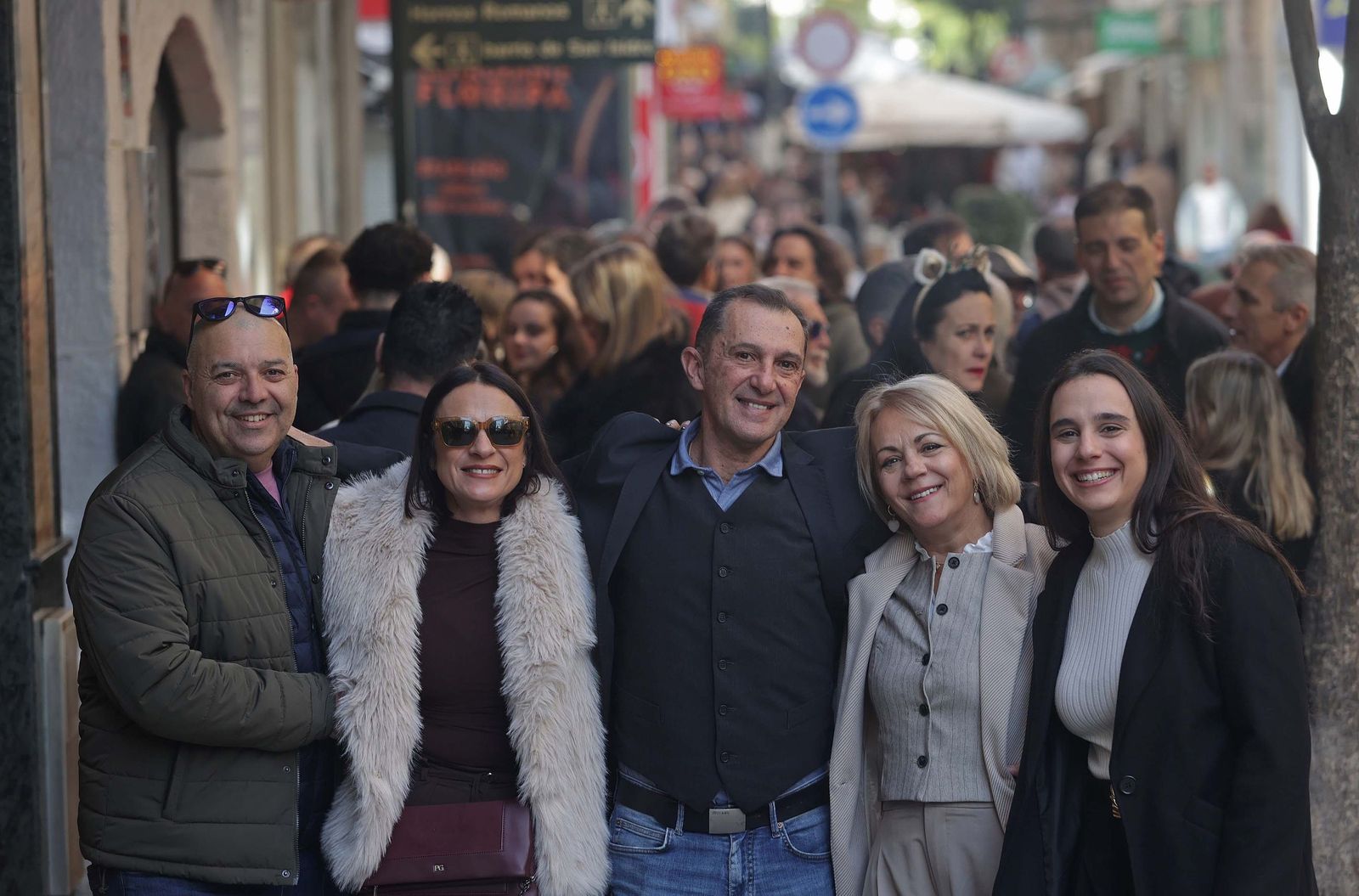 Búscate en las fotos de la celebración del 24 de diciembre en Algeciras