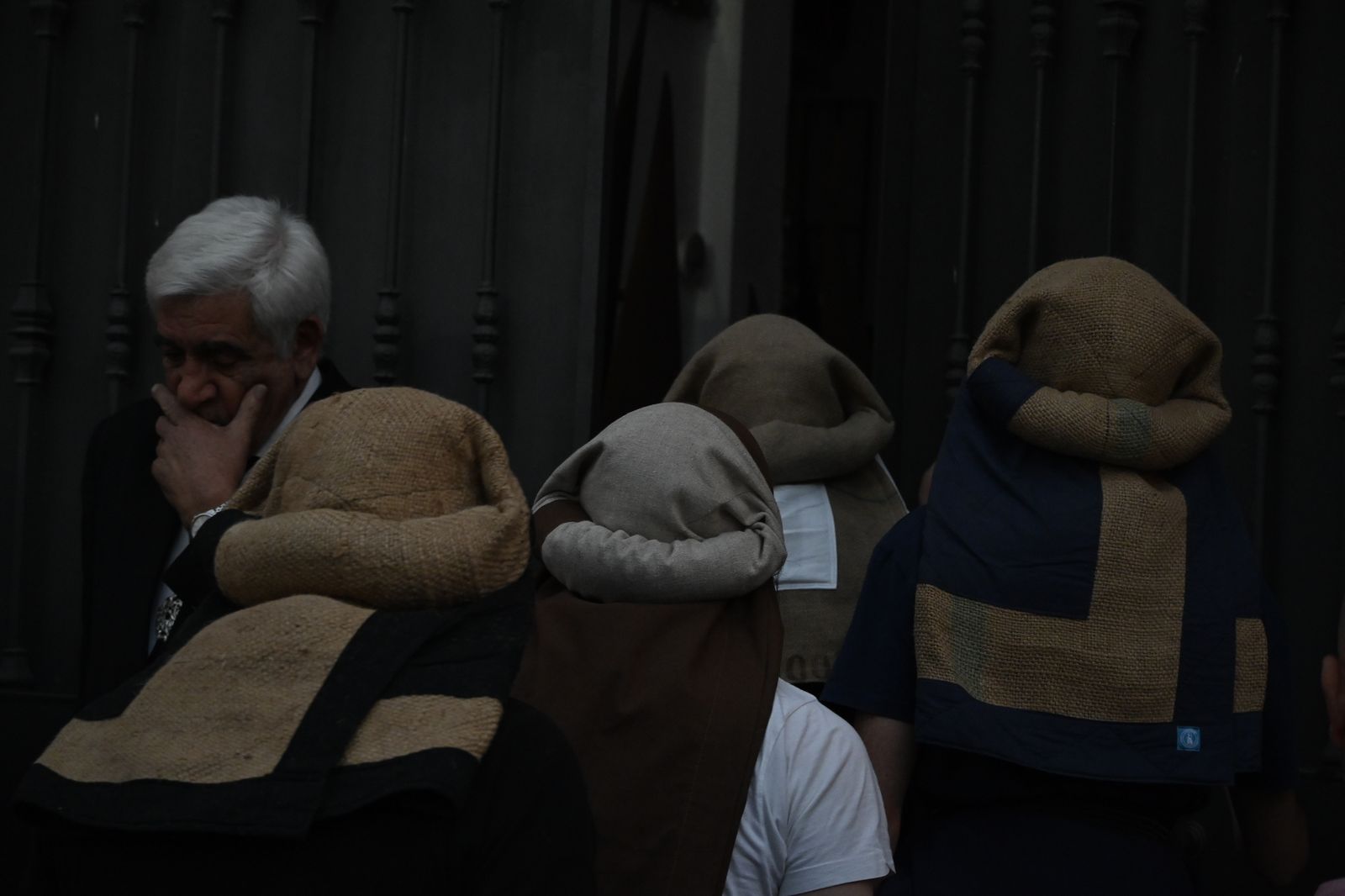 Lunes Santo: Calvario en Huelva, en imágenes