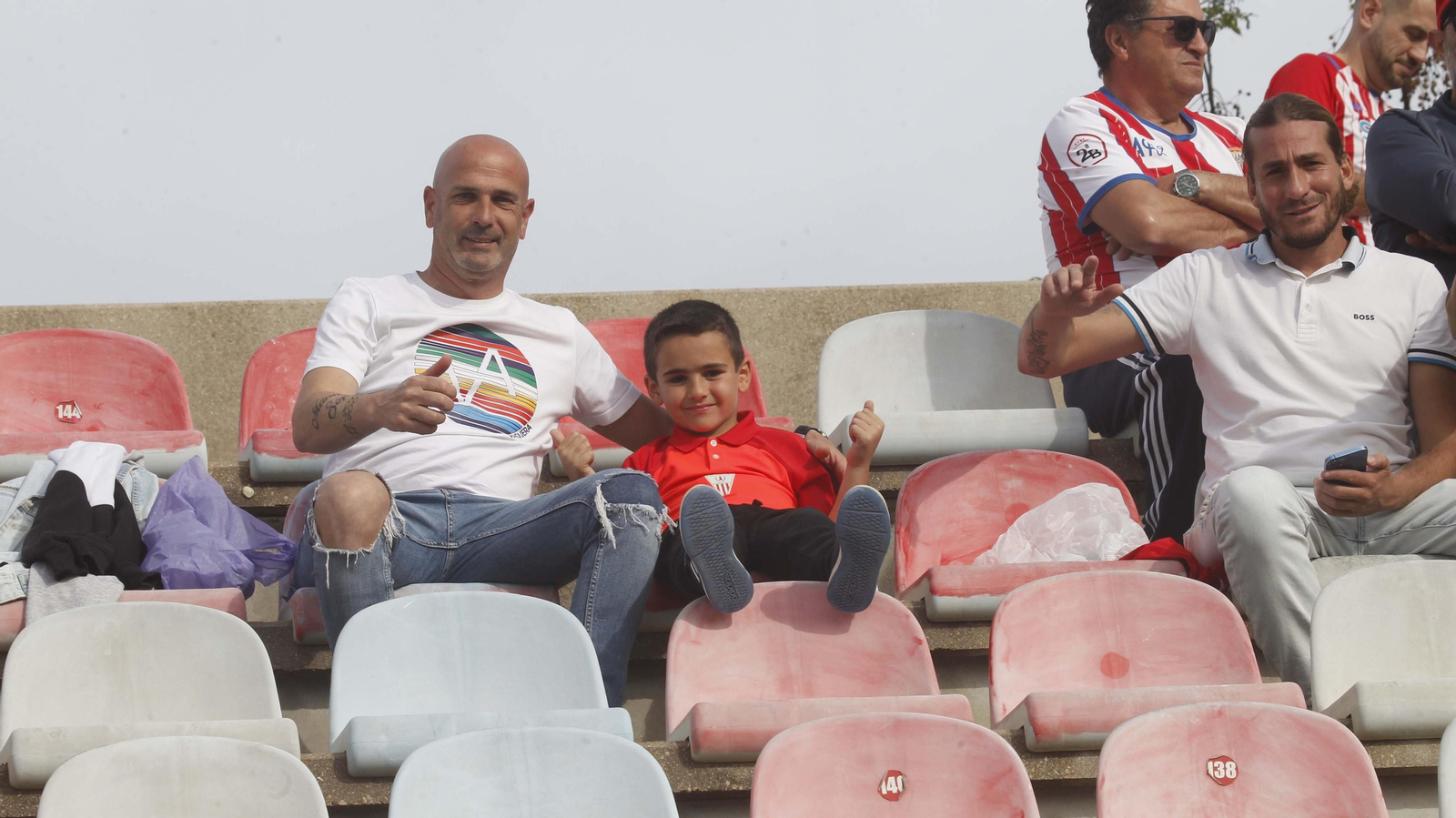 Búscate en el Algeciras CF  - Linares de Primera Federación
