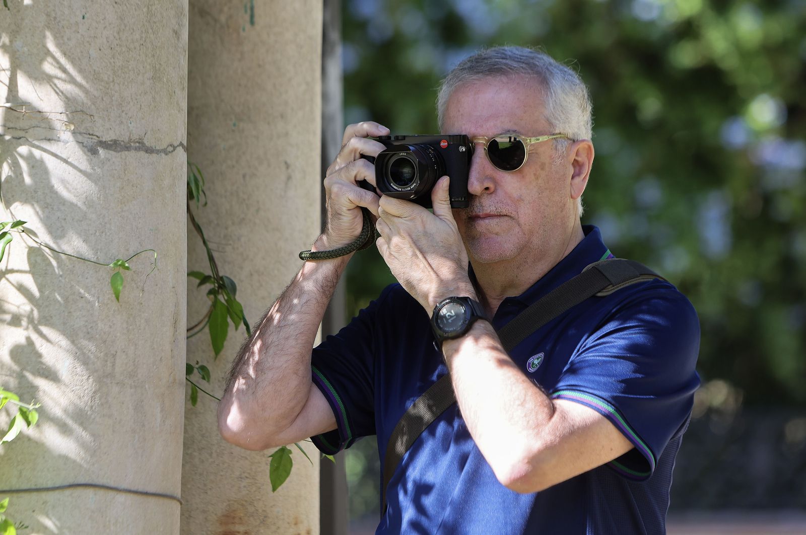 José Antonio Zamora disparando su Leica.