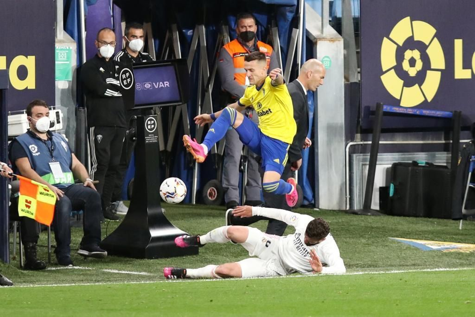 Las imágenes del Cádiz-Real Madrid.