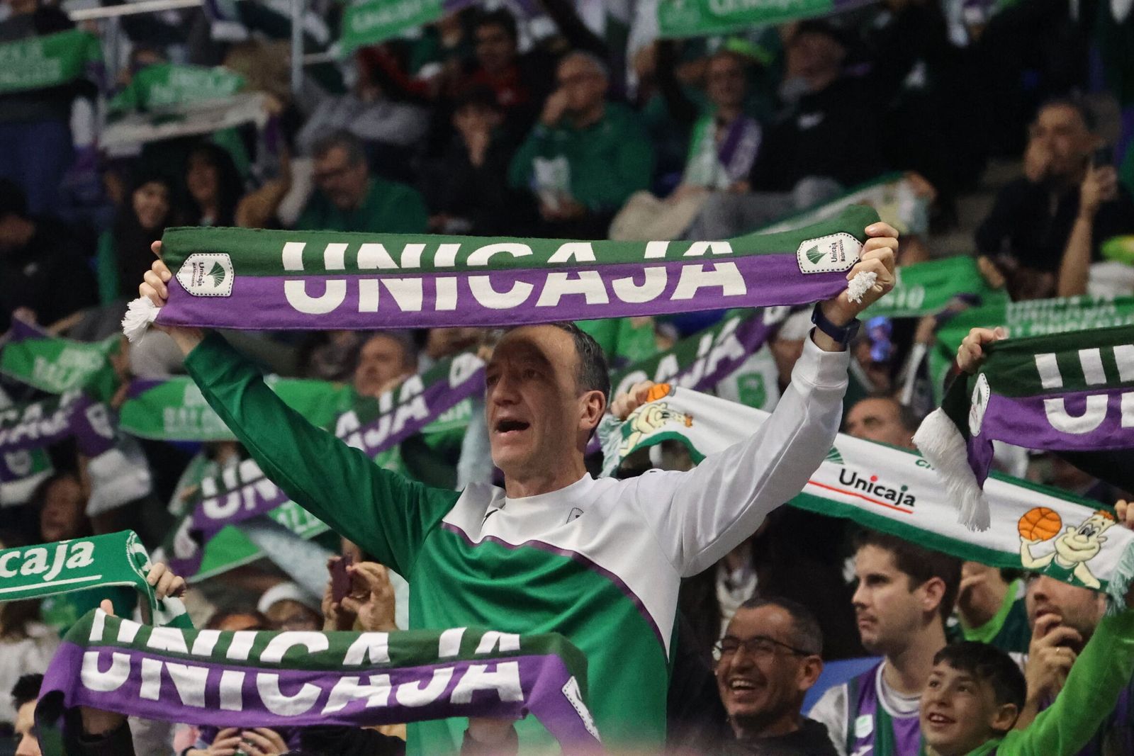 Búscate en las gradas del Carpena en el Unicaja-Gran Canaria