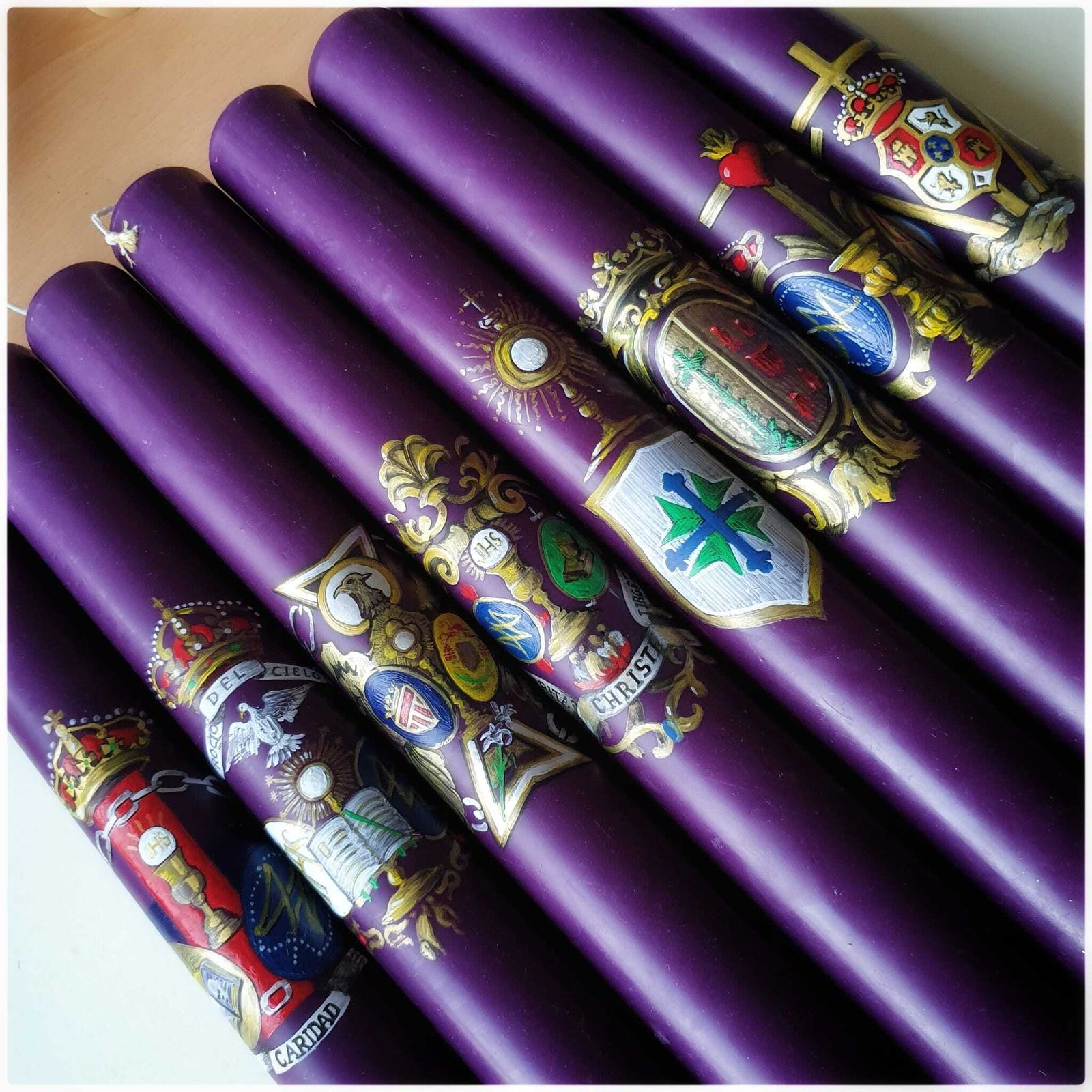 Detalle de todos los cirios al completo