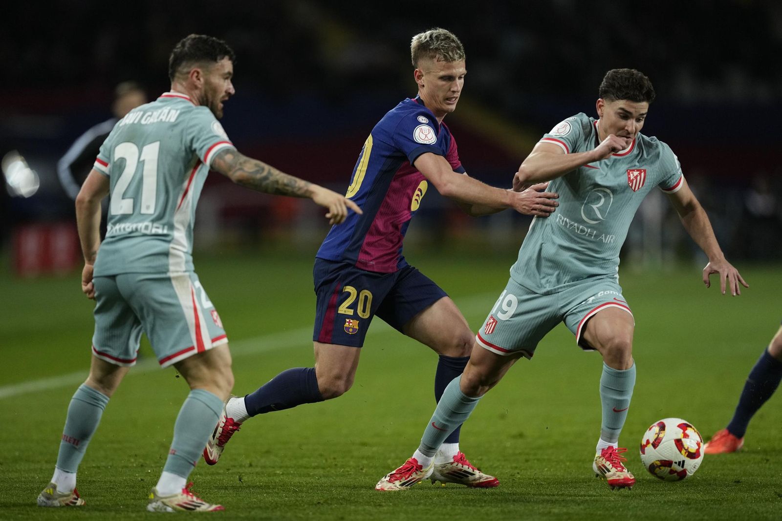 Las fotos del espectacular Barcelona - Atlético de Madrid