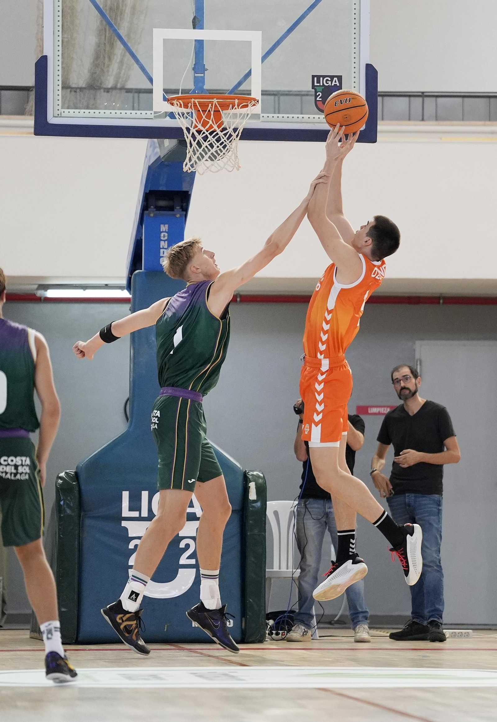 Unicaja Alhaurín de la Torre-Valencia de la Liga U22, en fotos