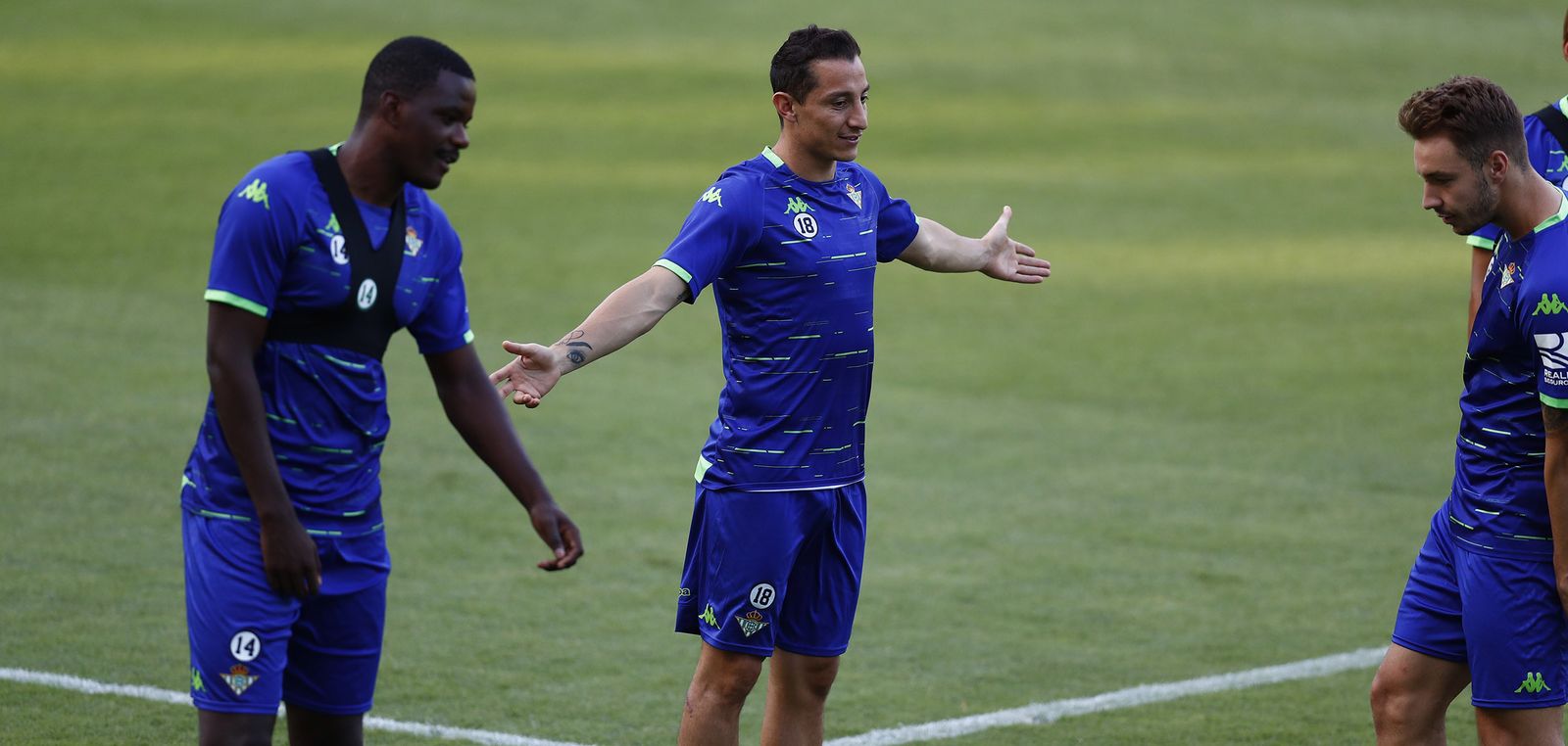 Carvalho y Guardado, durante un entrenamiento del Betis.