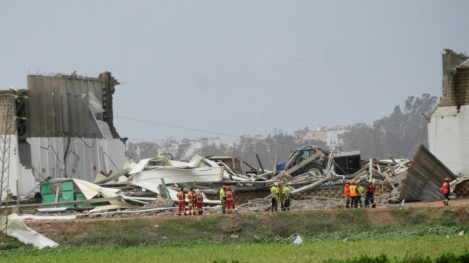 Estado en que quedó la nave al paso del tornado.