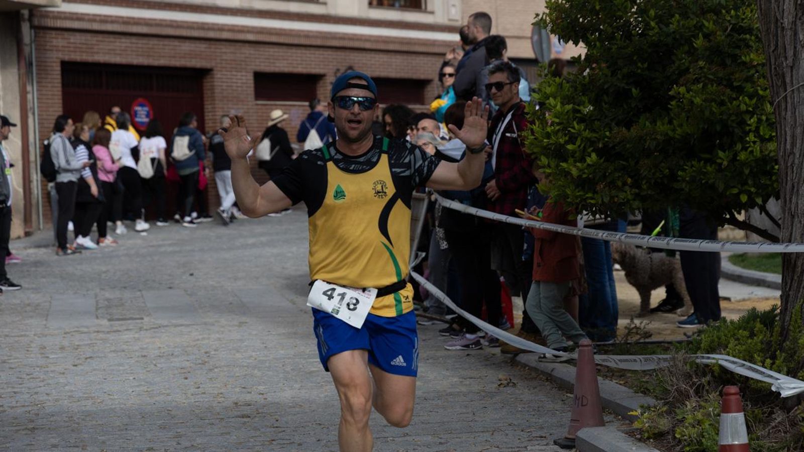 Más de 2.100 participantes corren para promover la salud en Jaén, en imágenes (1)