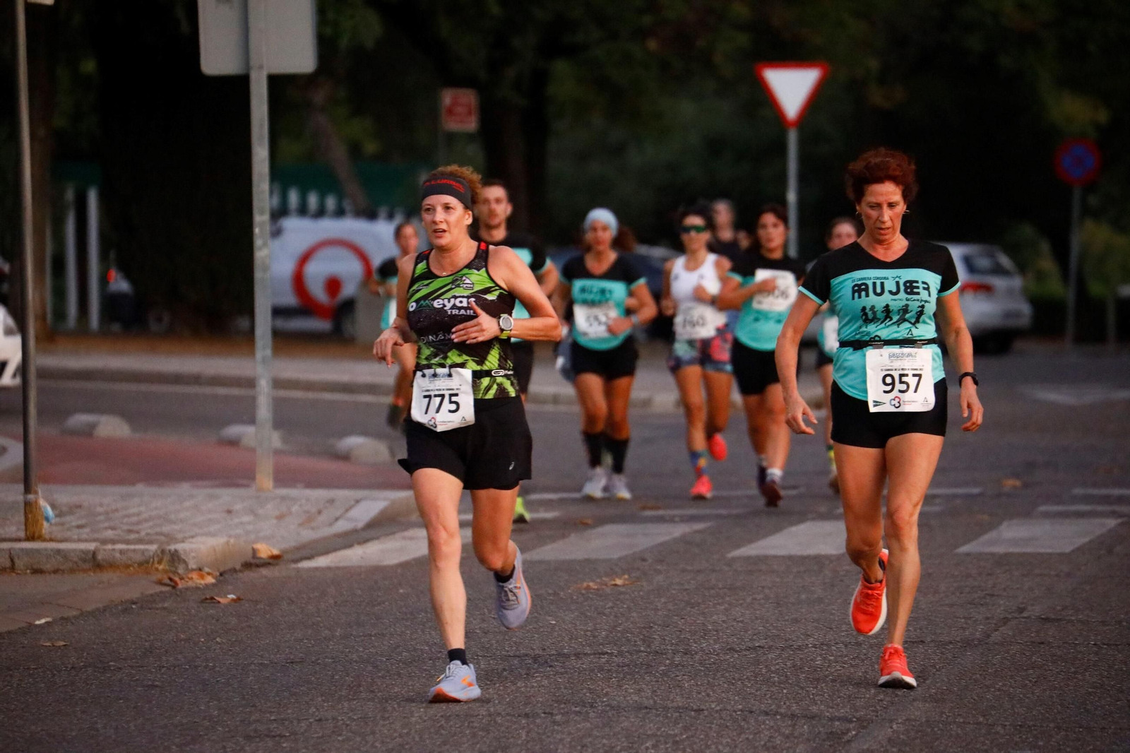 Las mejores imágenes de la XX Carrera de la Mujer de Córdoba