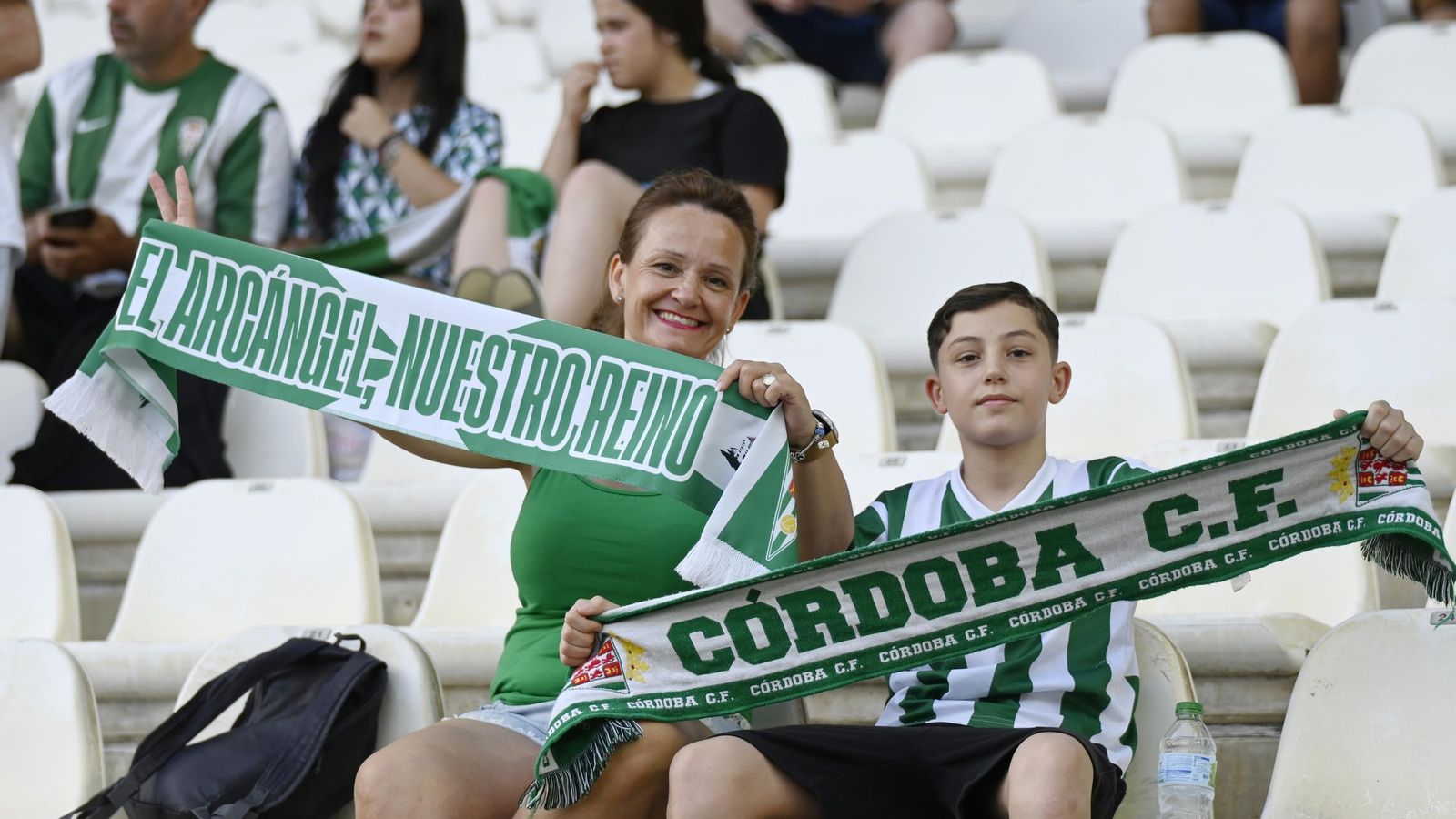 Las mejores fotos del ambiente en El Arcángel para el Córdoba CF - Albacete