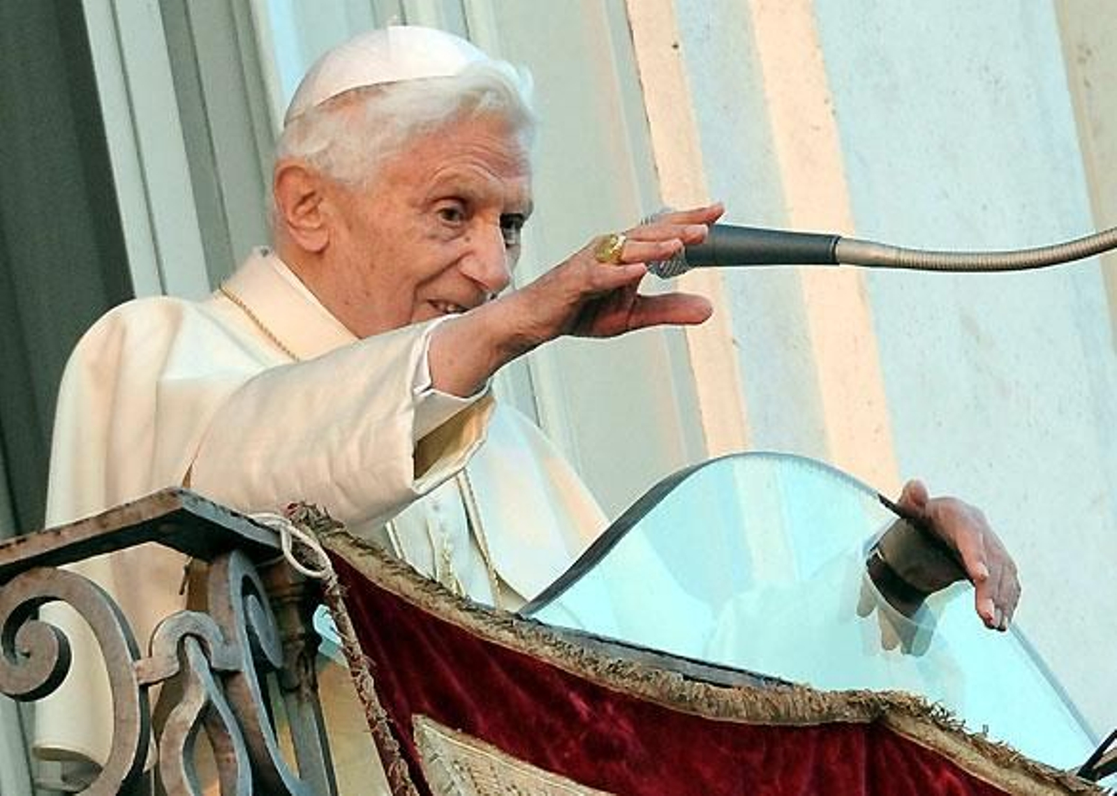 El Papa se despide: "Ahora seré un simple peregrino"