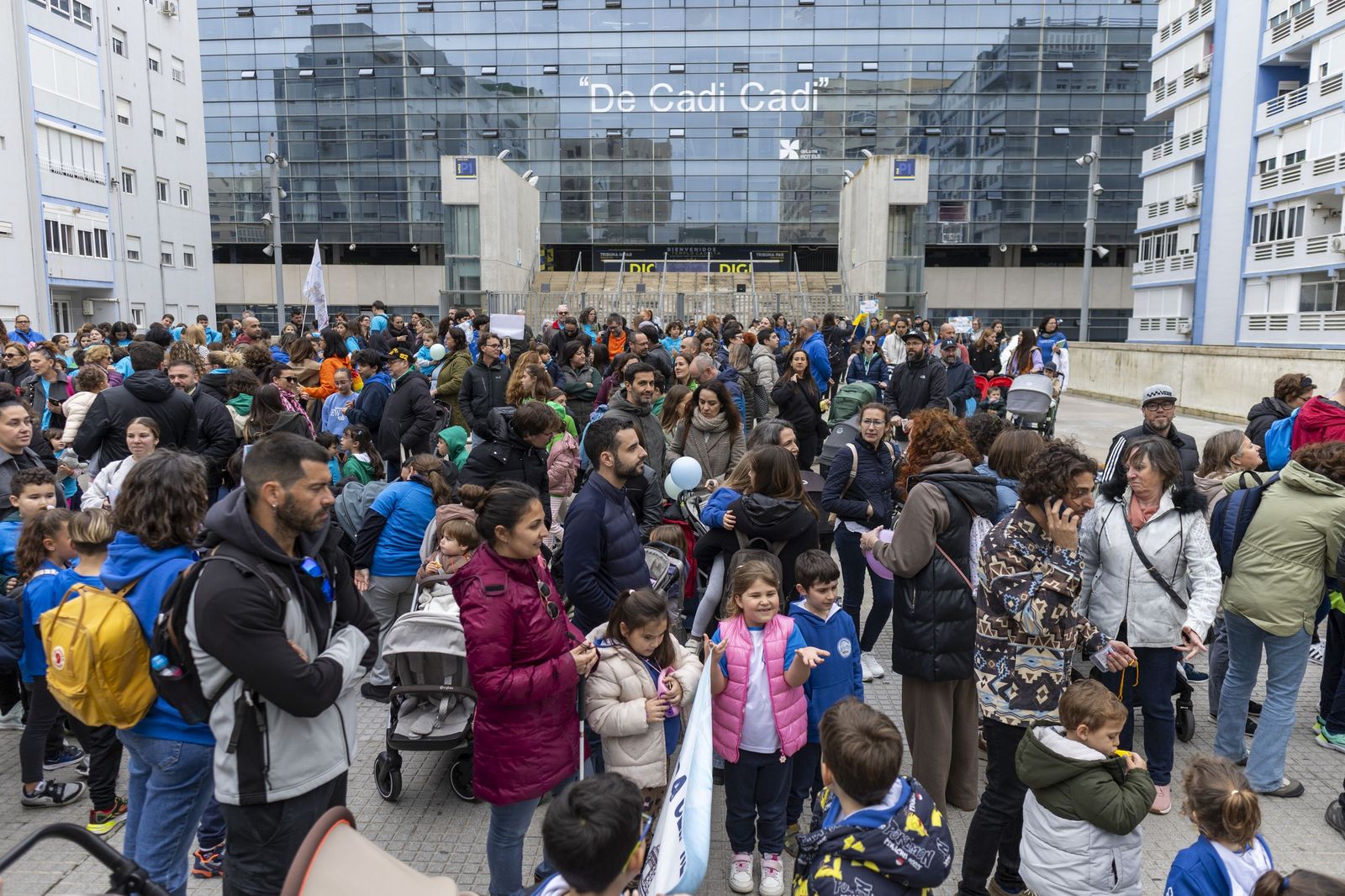 Las imágenes de la inauguración de VI Olimpiadas Escolares de la Escuela Pública de Cádiz