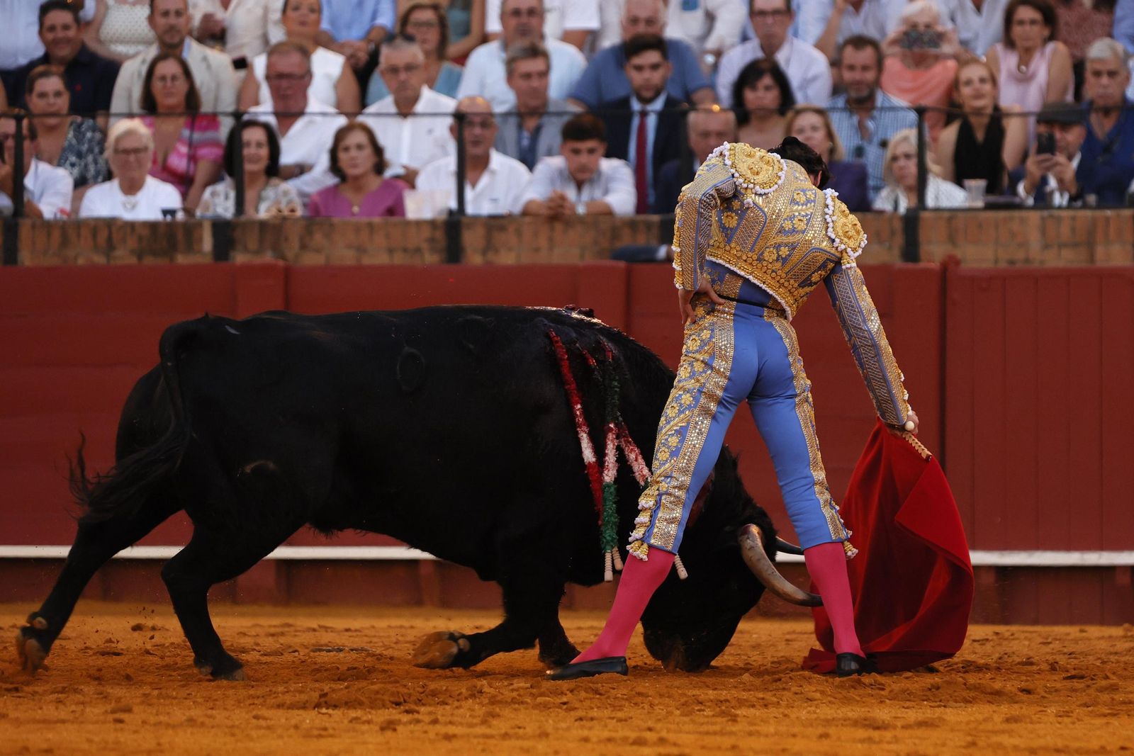 Las imágenes del primer festejo de San Miguel