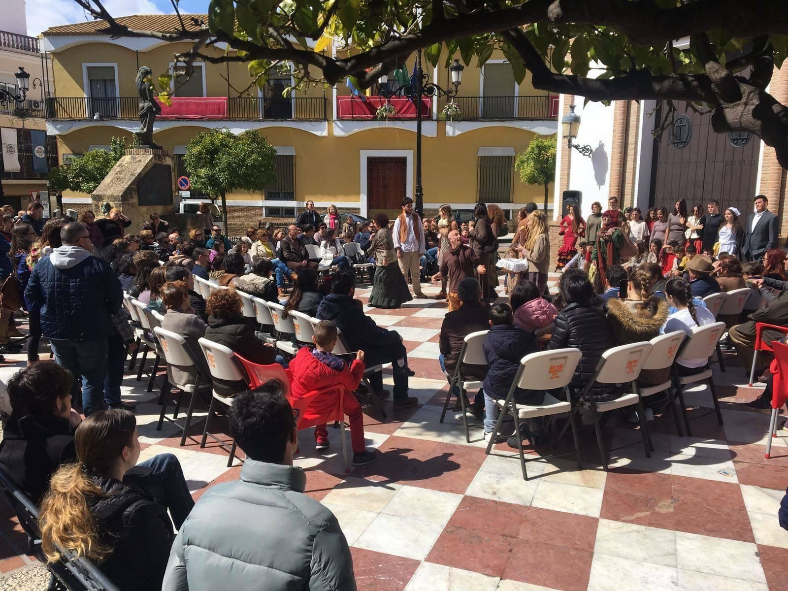 Representación de Teatro Habitado en Mairena del Alcor.