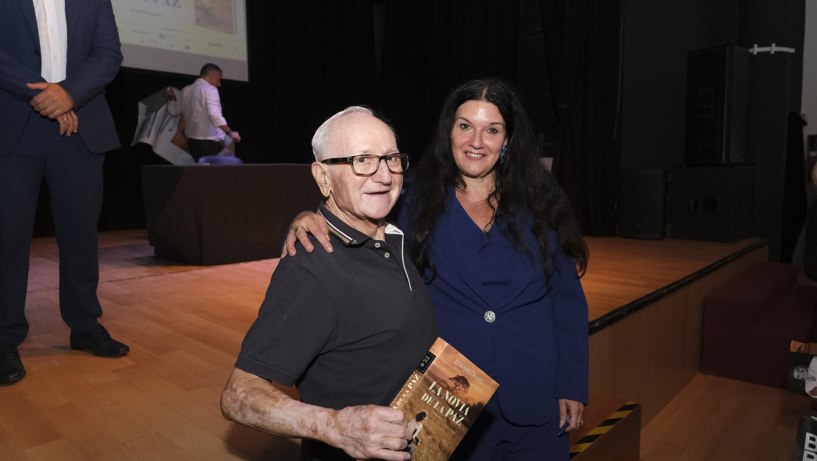 Las imágenes del Diario de los Libros con la escritora Rosario Raro