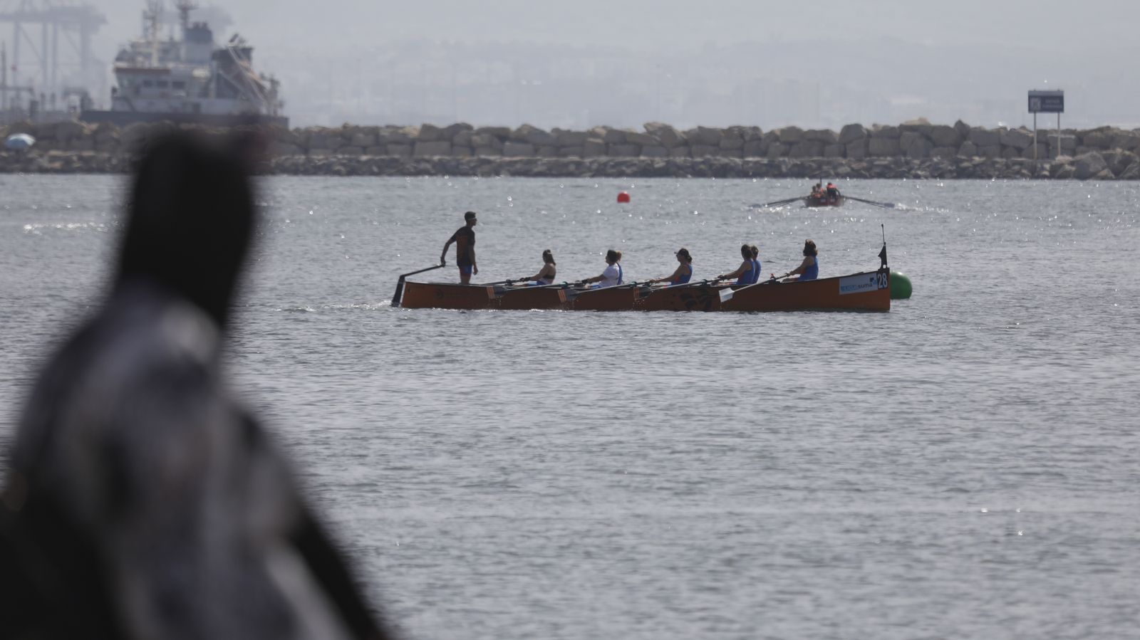 Las fotos de la primera jornada del Campeonato de España de remo en banco fijo LLaut de La Línea
