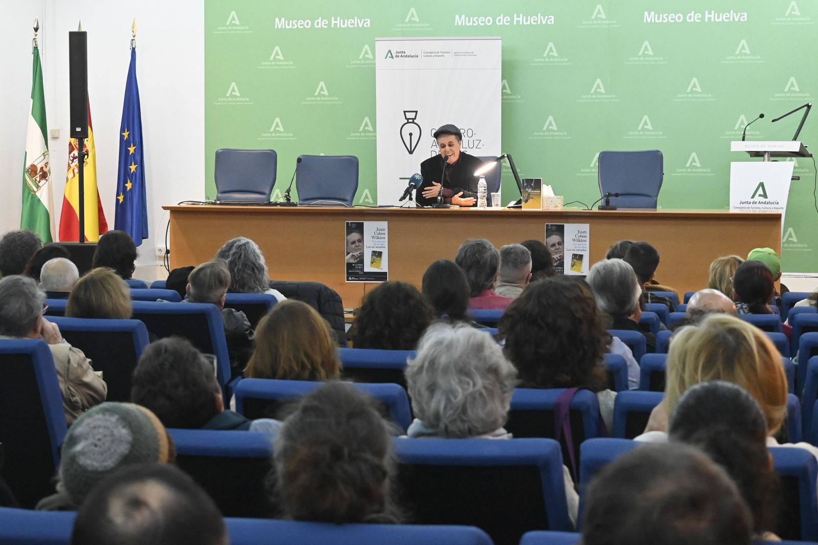 Presentación del nuevo libro de Juan Cobos Wilkins, en imágenes