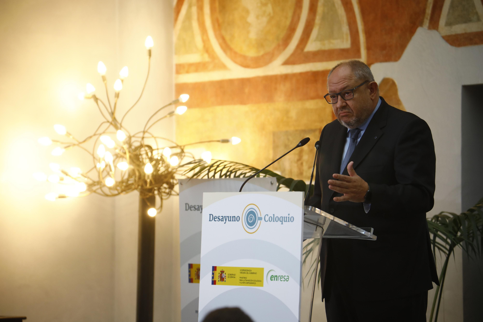 El desayuno-coloquio de El Día con el presidente de Enresa, José Luis Navarro, en imágenes