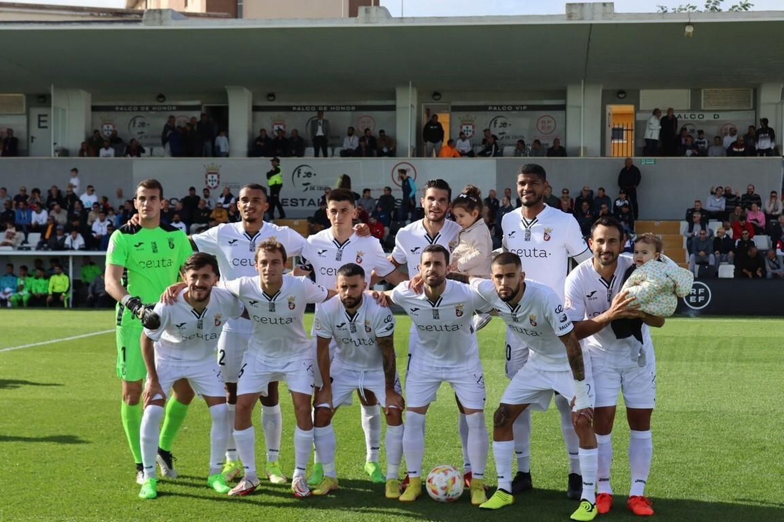 Alineación inicial de la AD Ceuta FC la pasada jornada, en Pontevedra