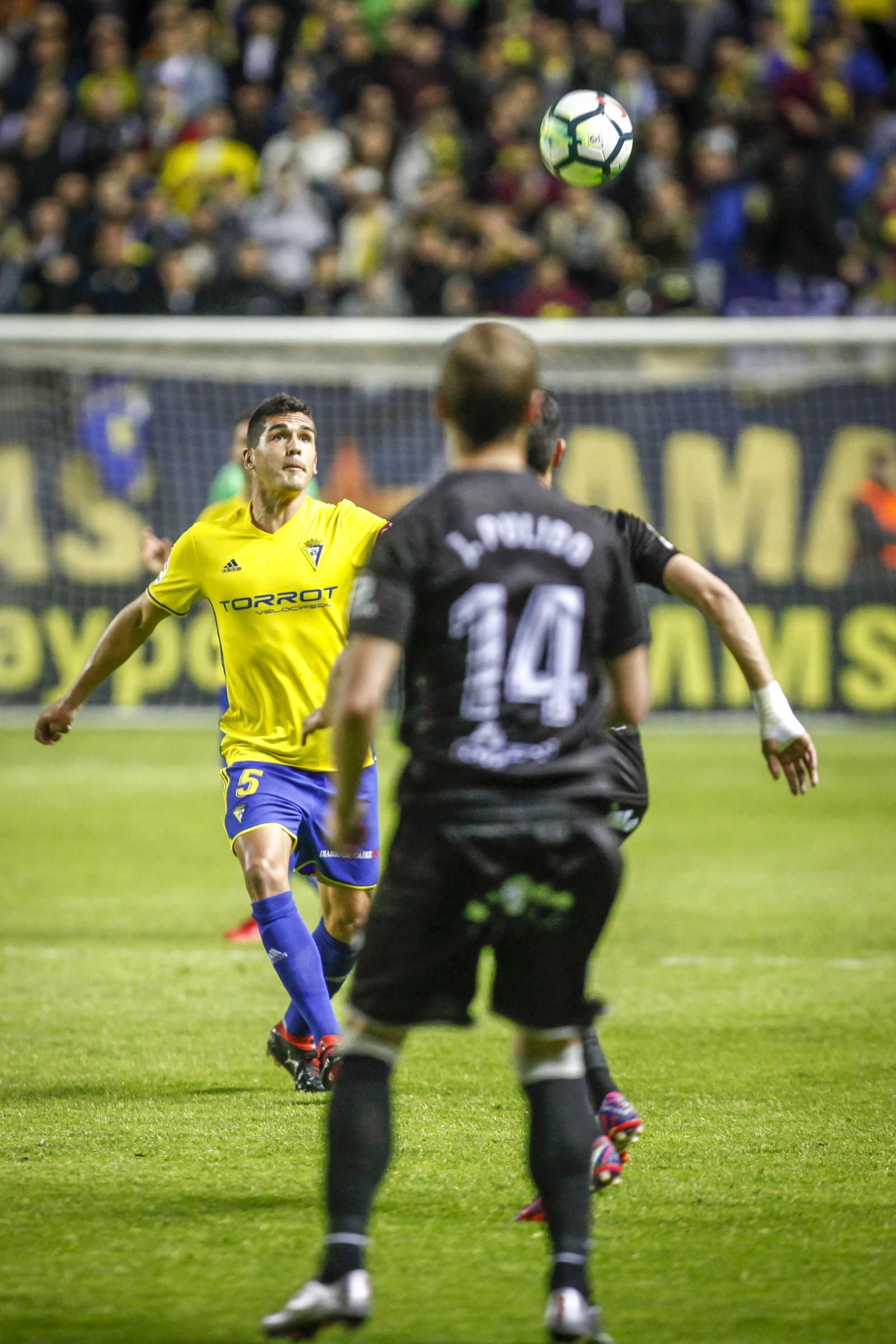 Las imágenes del Cádiz-Huesca