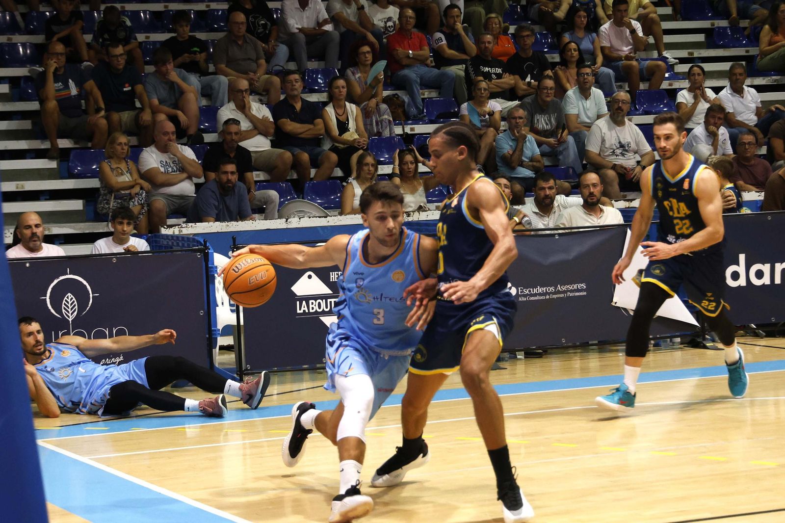 Las fotos del CB Algeciras - Unión Linense Baloncesto de la Tercera FEB