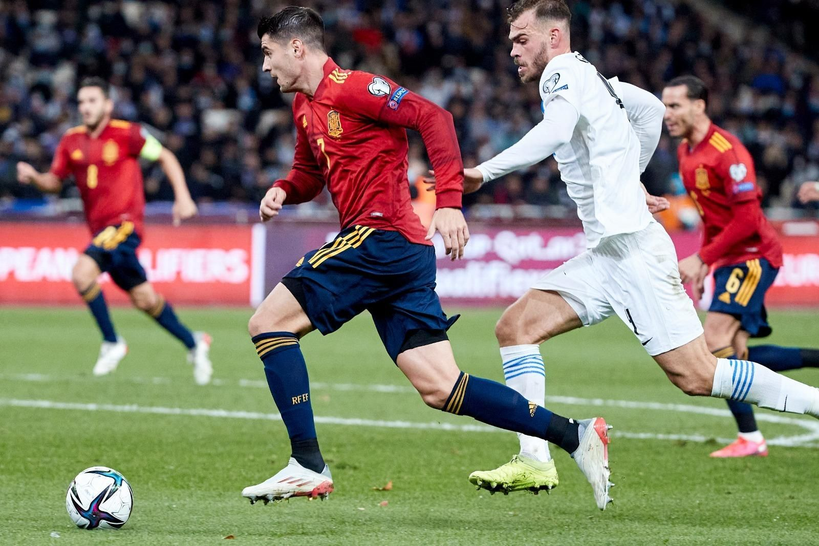 Las imágenes del Grecia-España de clasificación para el Mundial de Catar 2022