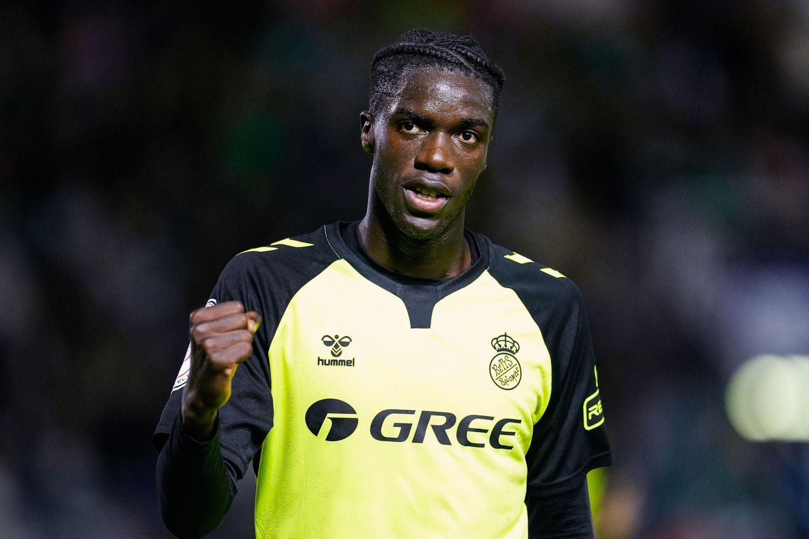 Assane Diao celebra el 0-2 de los verdiblancos