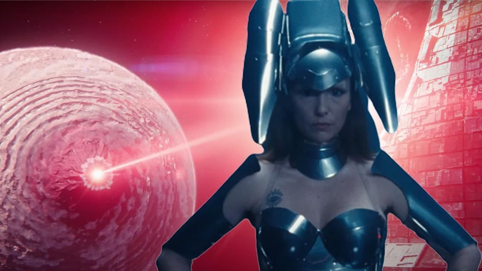 Rigoberta Bandini ataca al creador de Facebook en el videoclip de 'Ay Mamá'