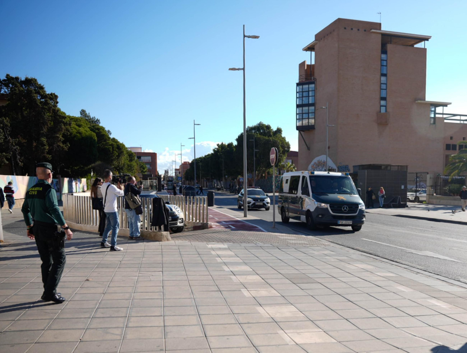 Acusados y abogados en la Ciudad de la Justicia: así ha sido la declaración ante el juez en Almería