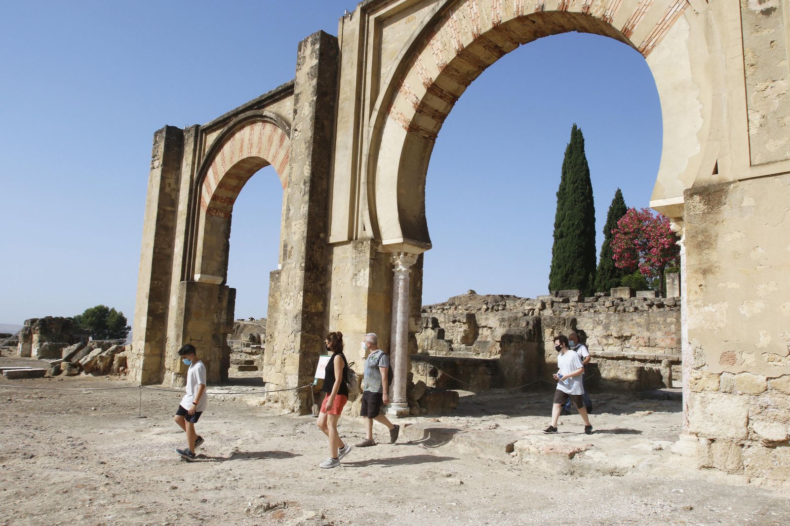 Turistas en Medina Azahara.