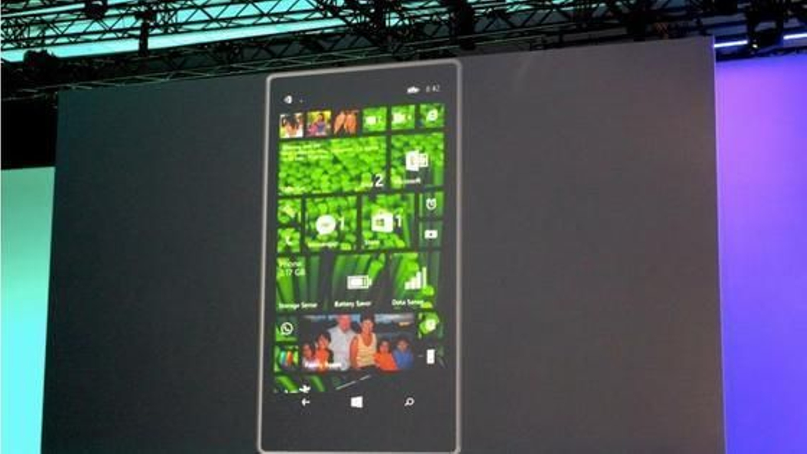 Microsoft presenta Windows Phone 8.1, que incorpora un asistente de voz
