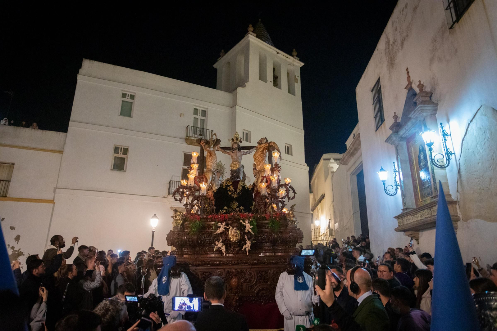 Las imágenes de la cofradía del Perdón en la Semana Santa de Cádiz 2022