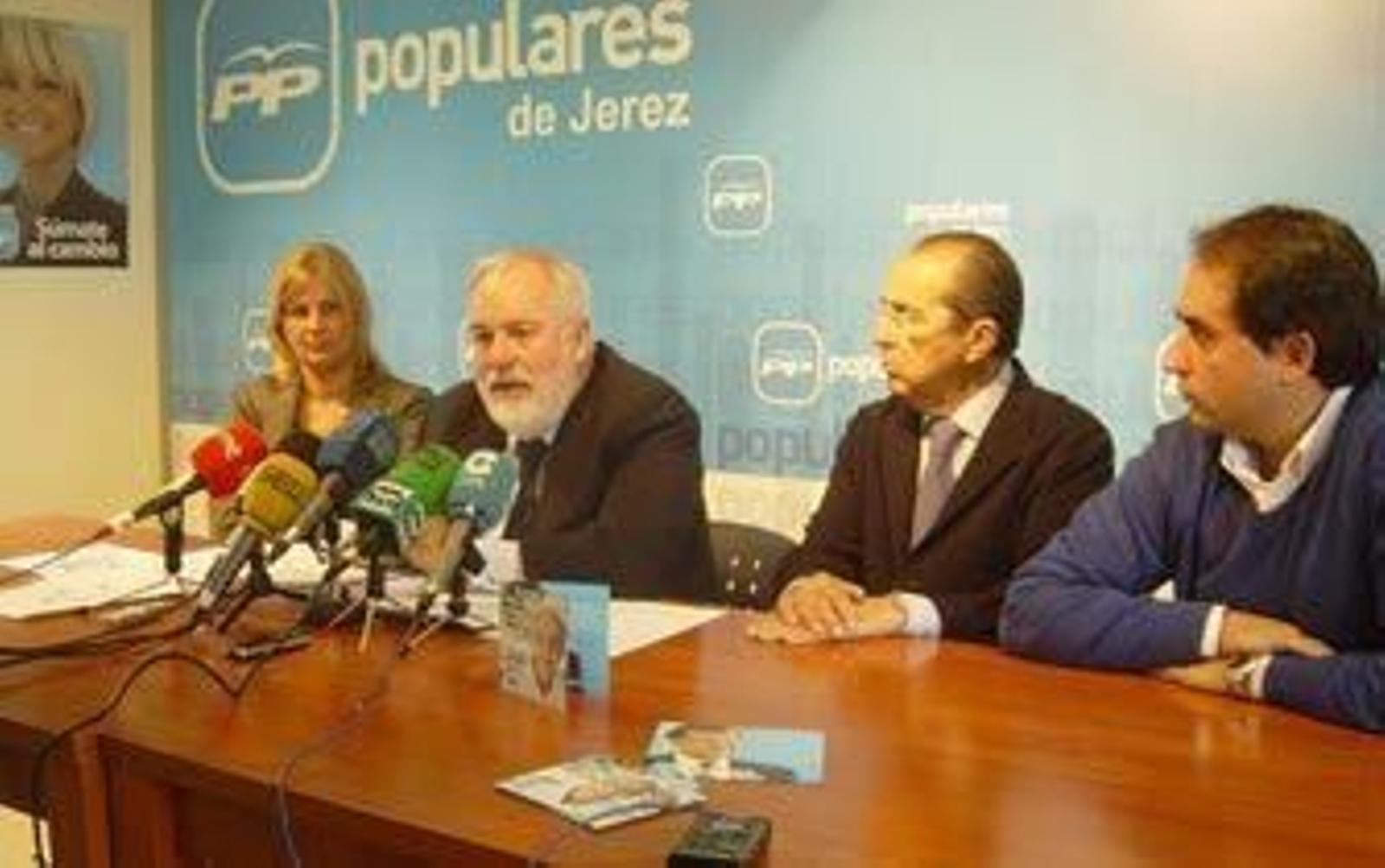 Arias Cañete teme que salgan más "irregularidades" en el PTA