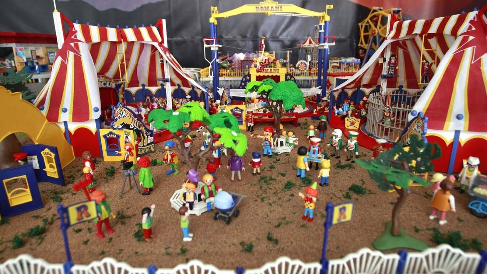 Las fotos de la exposición de las figuras de Playmobil