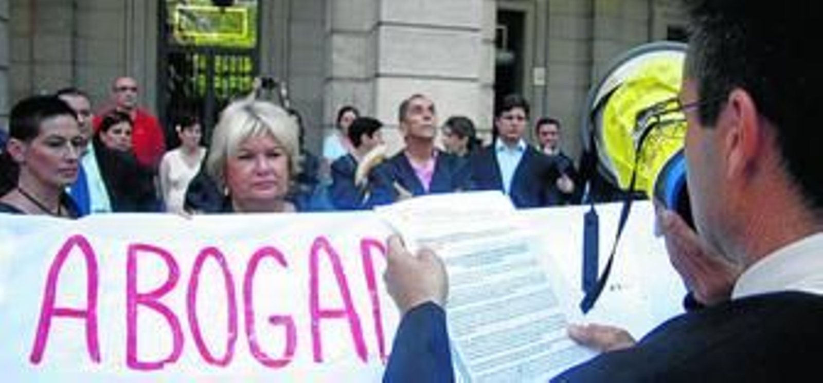 Imagen de una concentración anterior en la capital hispalense.