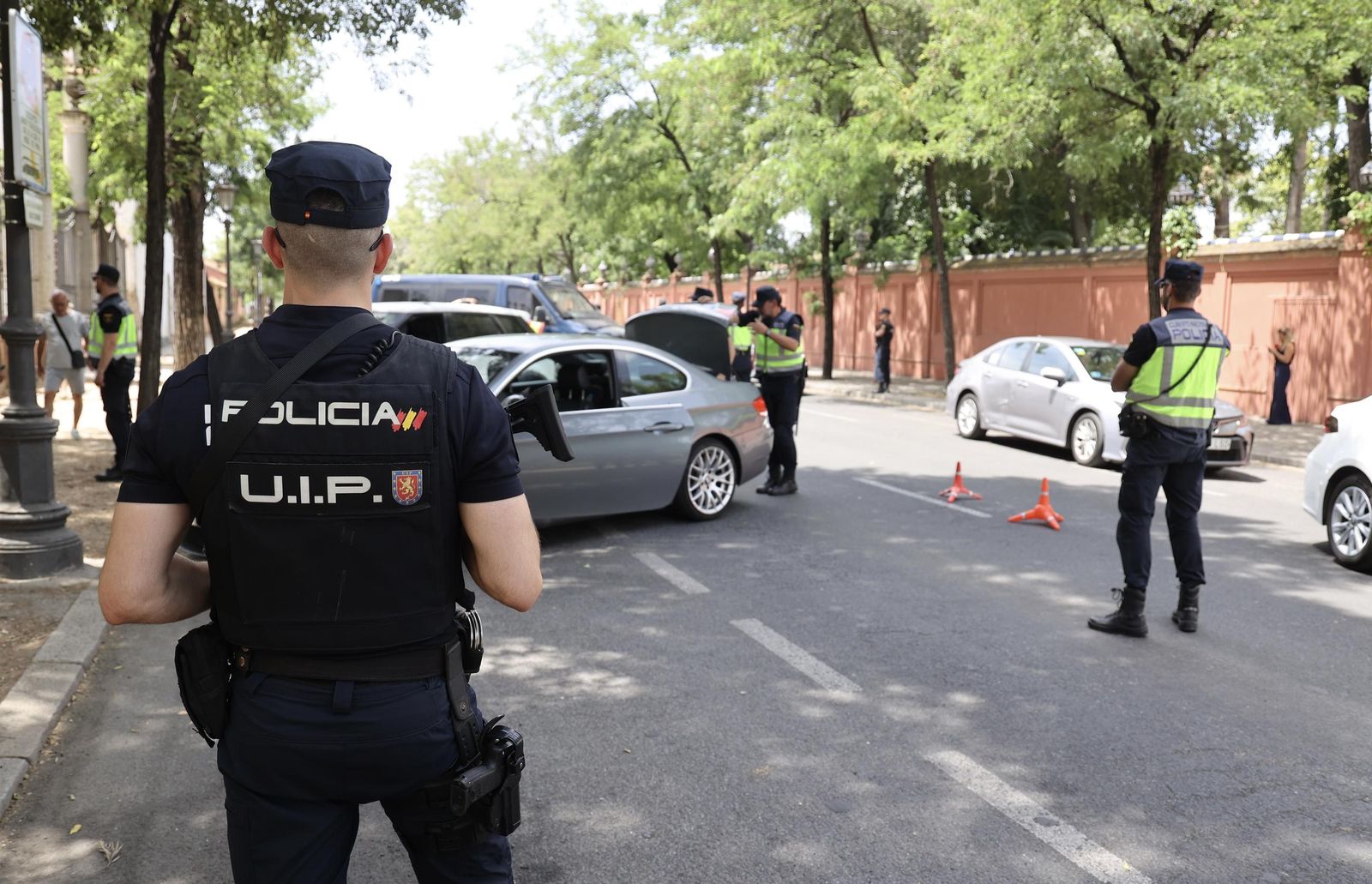 Policía Nacional hace inspecciones del subsuelo y con los perros para la ONU