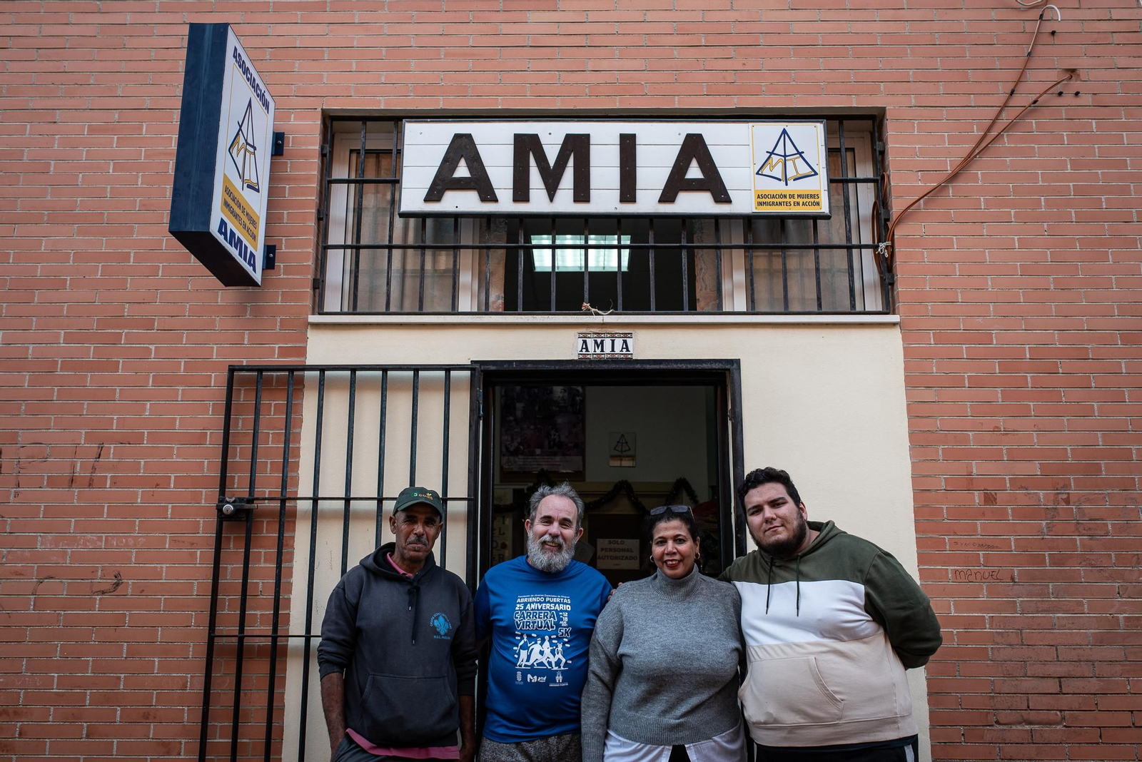 Una visita a la asociación AMIA, en imágenes