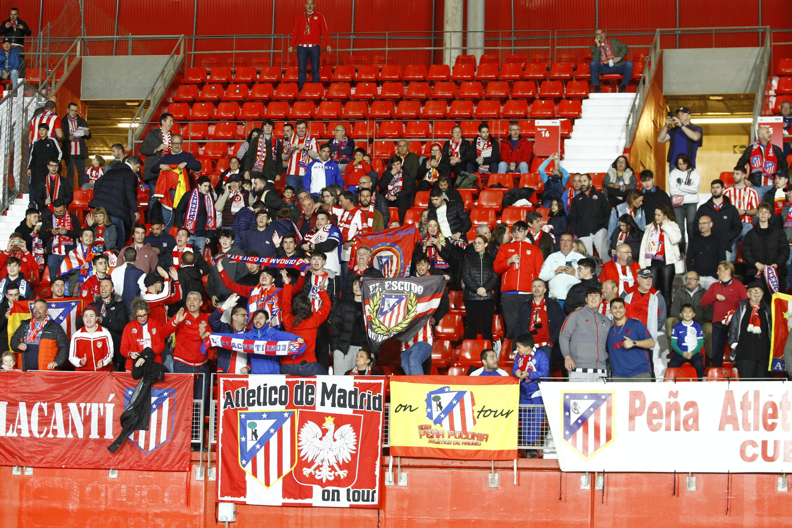 Las mejores imágenes del partido U.D. Almería-Atlético de Madrid