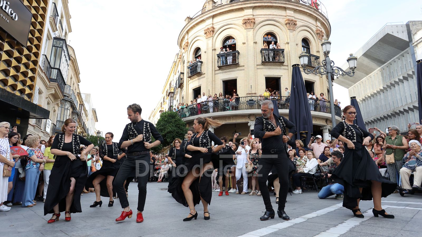 Flashmob de la academia de baile de Fani Muñoz en Jerez