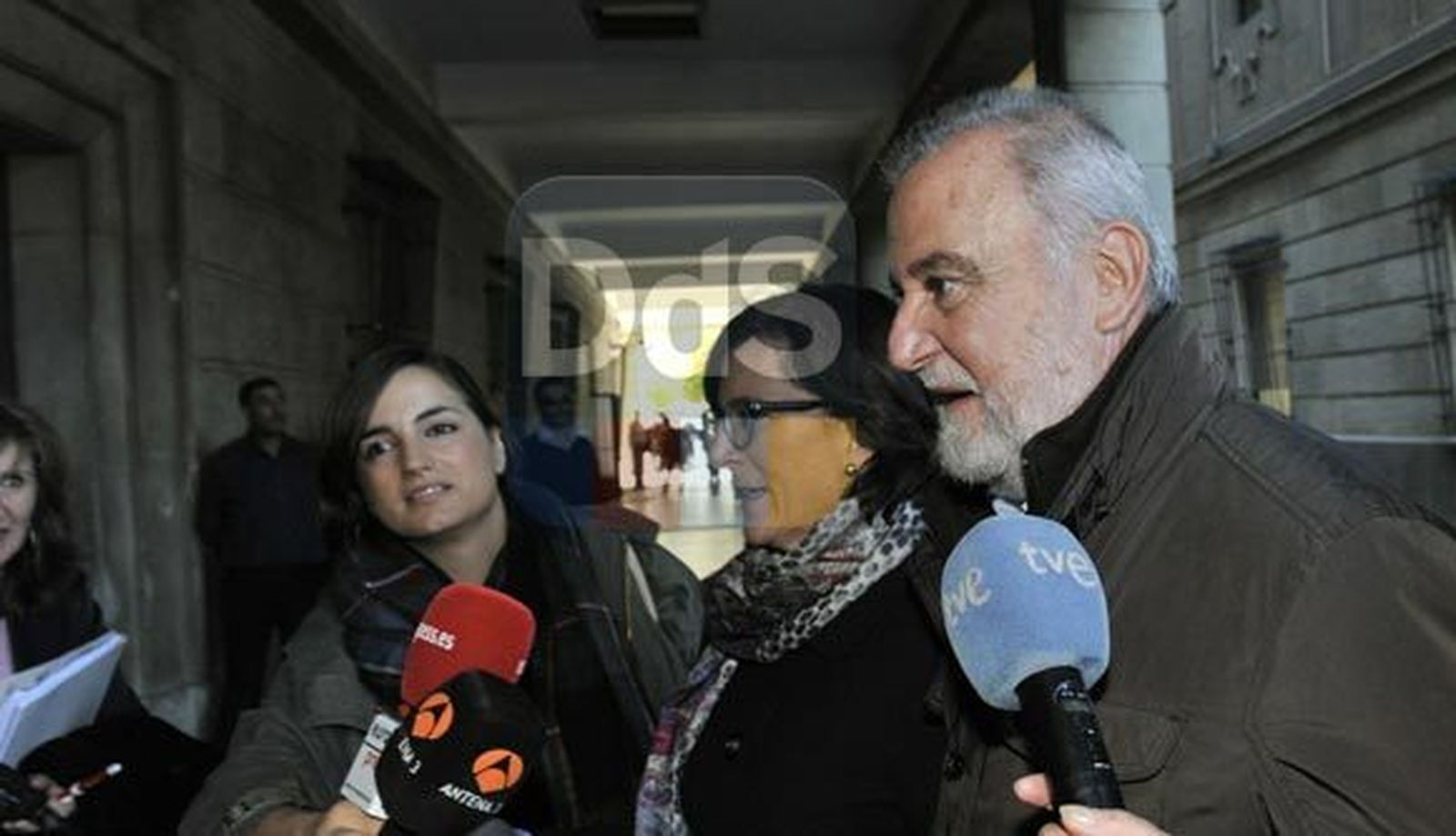 La Audiencia anula el auto de Alaya que procesó a Torrijos y Castaño por la venta de los suelos