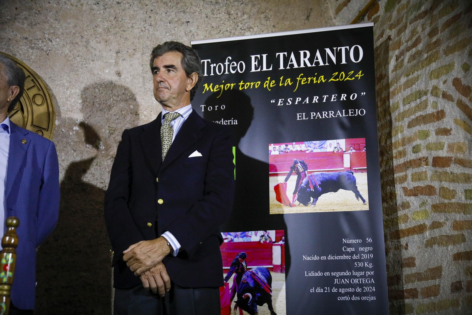 Las imágenes del evento dedicado al "Mejor toro de la Feria" en la peña flamenca El Taranto