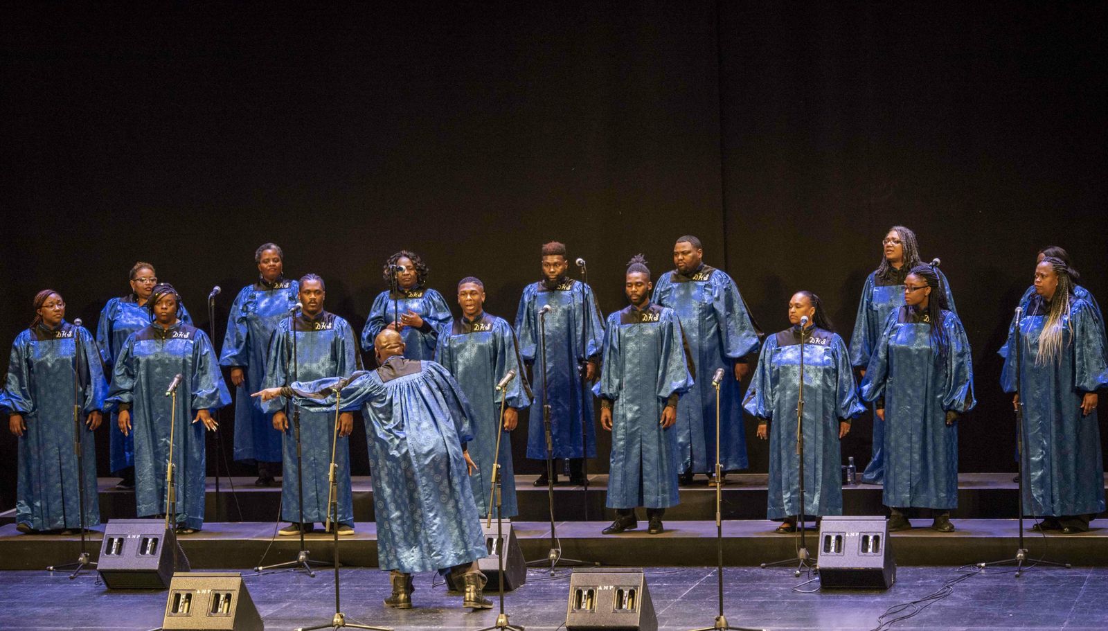 Alabama Góspel Choir durante su brillante actuación en el Maestro Padilla.