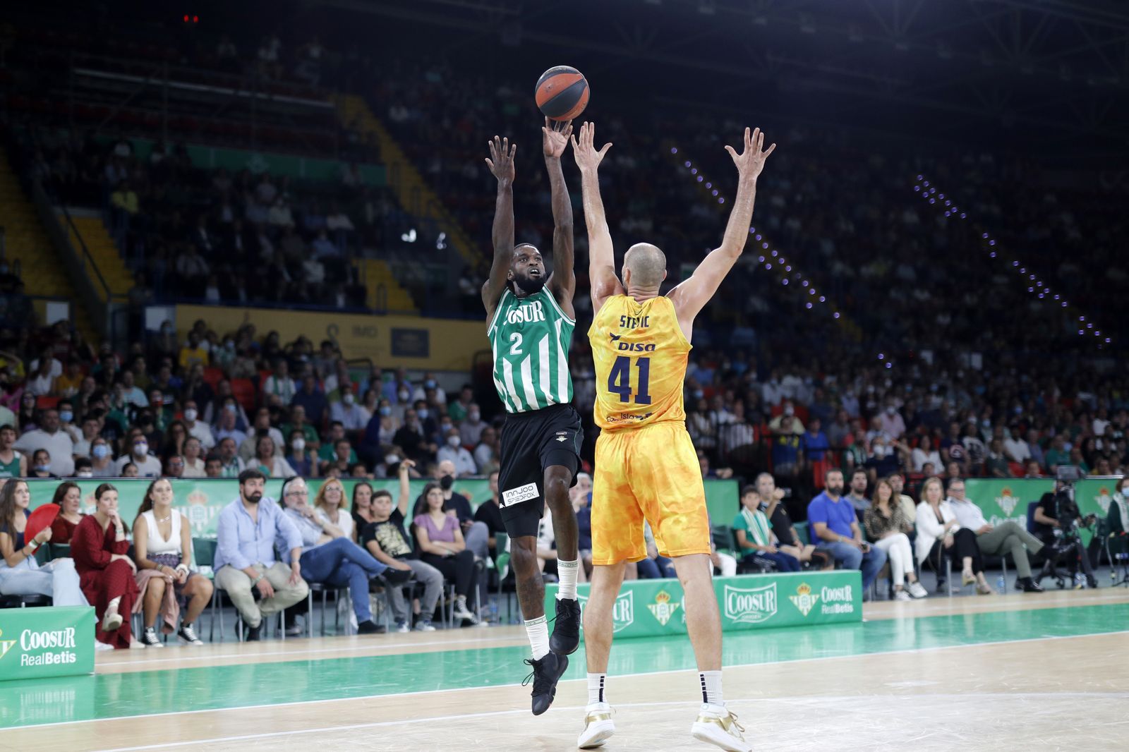 Las imágenes de la salvación del Coosur Betis