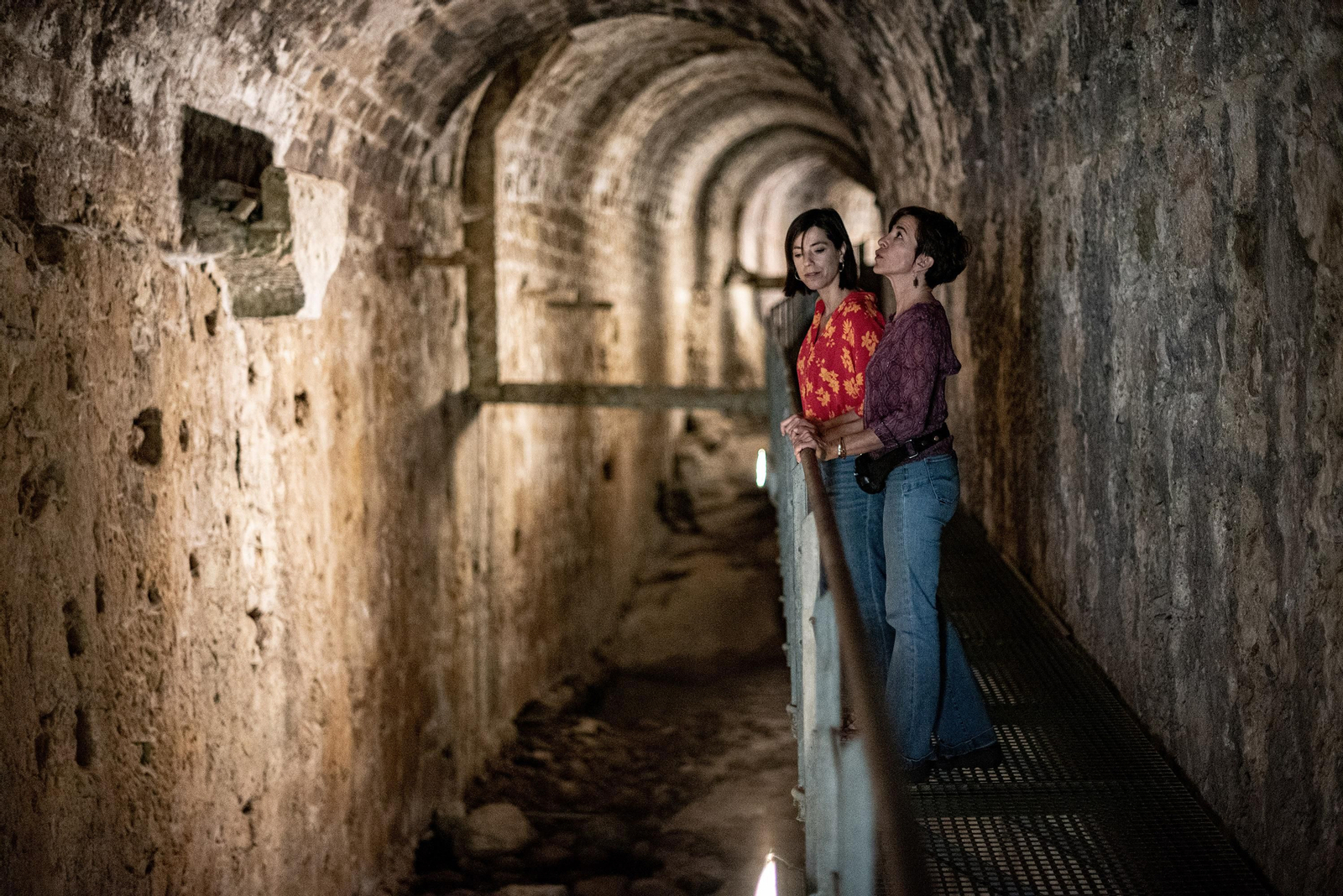 La bóveda del río Cerezuelo es otra de las visitas recomendadas, que puedes hacer con guía turístico solicitando tu entrada en la Plaza de Santa María.