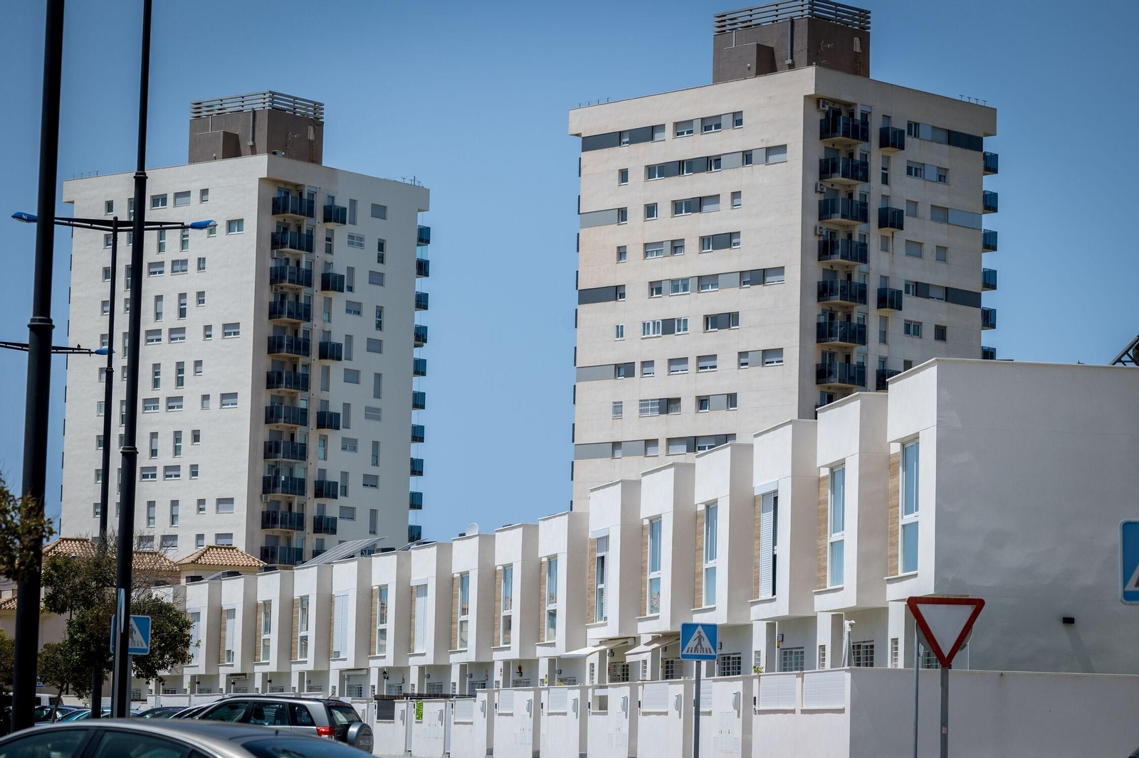Unifamiliares y torres de La Casería en San Fernando