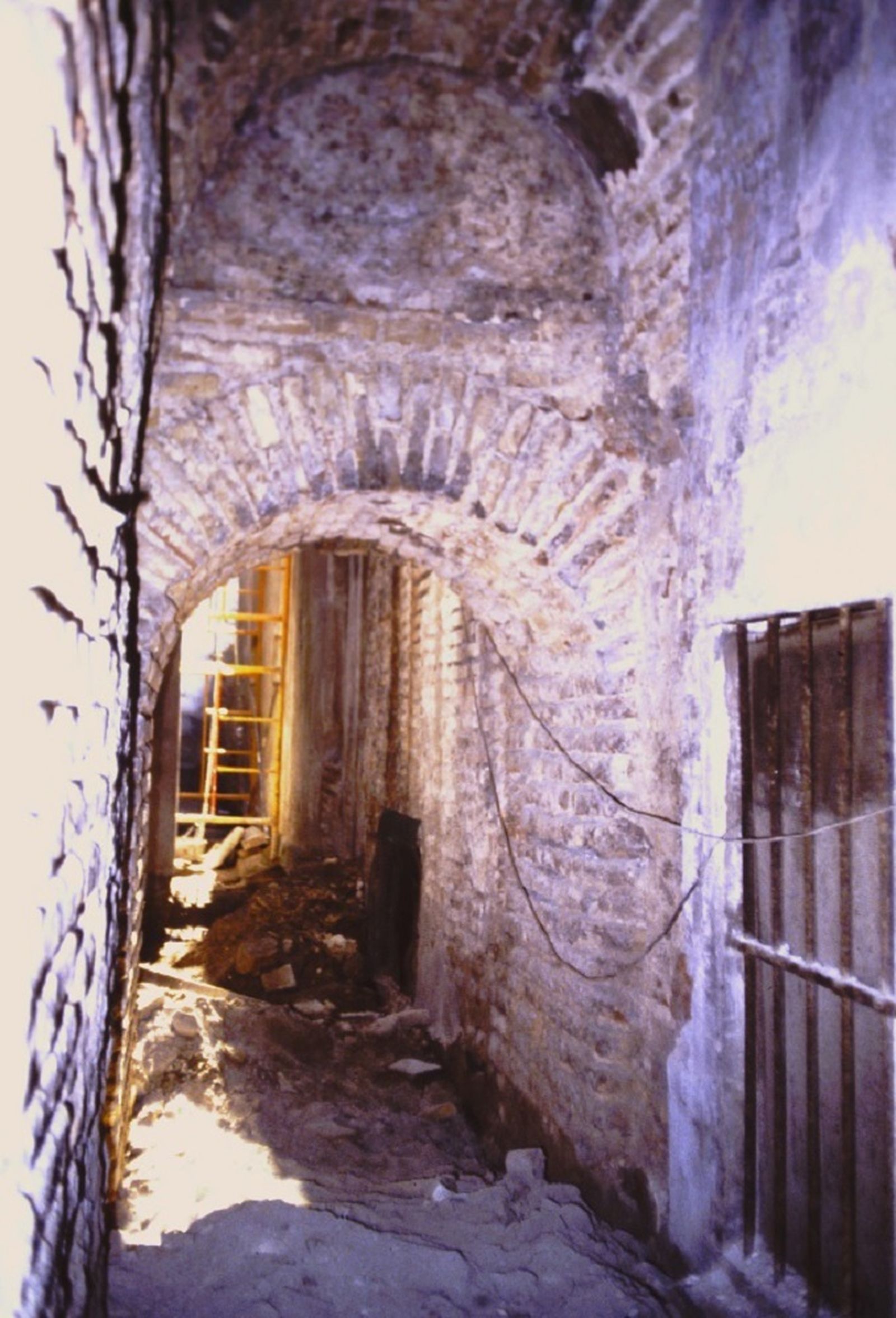 La torre hallada durante la restauración.