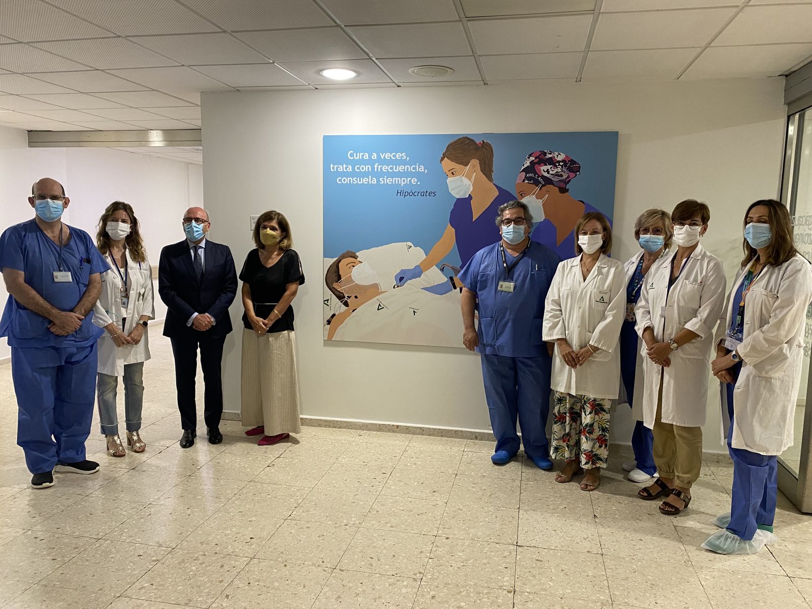 Presentación de la exposición 'Técnica y humanización en la cirugía' en el Hospital Reina Sofía.