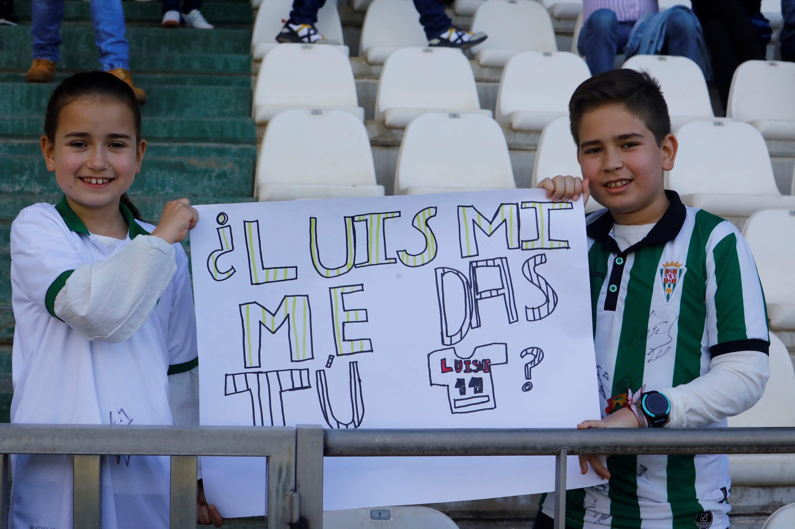 Las mejores fotos del ambiente en El Arcángel en el Córdoba CF - Ceuta