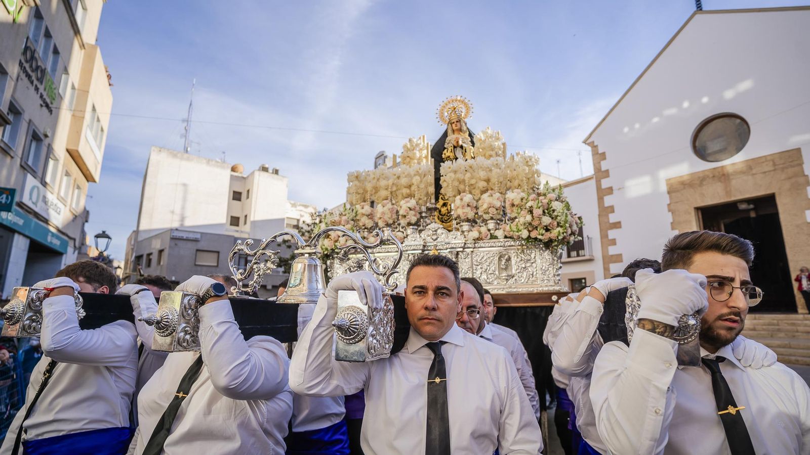 El Viernes Santo en la Semana Santa de Roquetas de Mar 2025