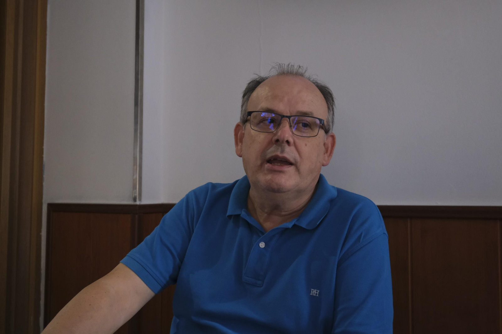 Fotogalería de Herbelita, la robot camarera de El Alquián.